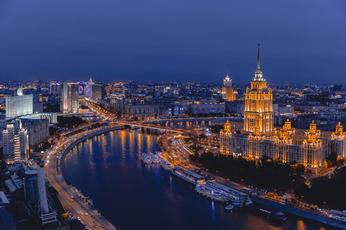 unlock Russia's hotel market