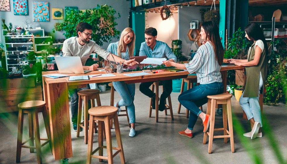 Building positive business relationships: how to keep customers and avoid troubled partnerships